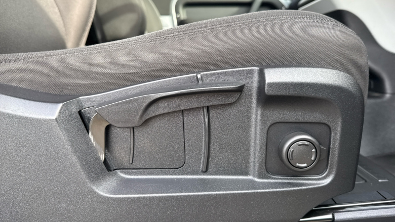 Land Rover Defender 90 Diesel 3.0 D200 Hard Top Auto